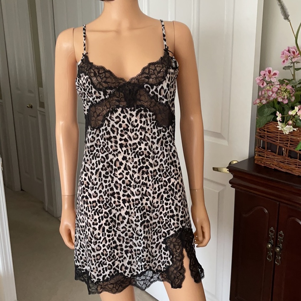 NWT Vintage Victoria’s Secret Leopard Lace Trim Slip Dress - Picture 3 of 8